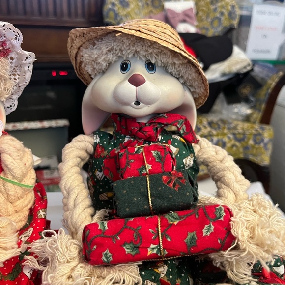 CHRISTMAS DECOR - Picture 4 of 5